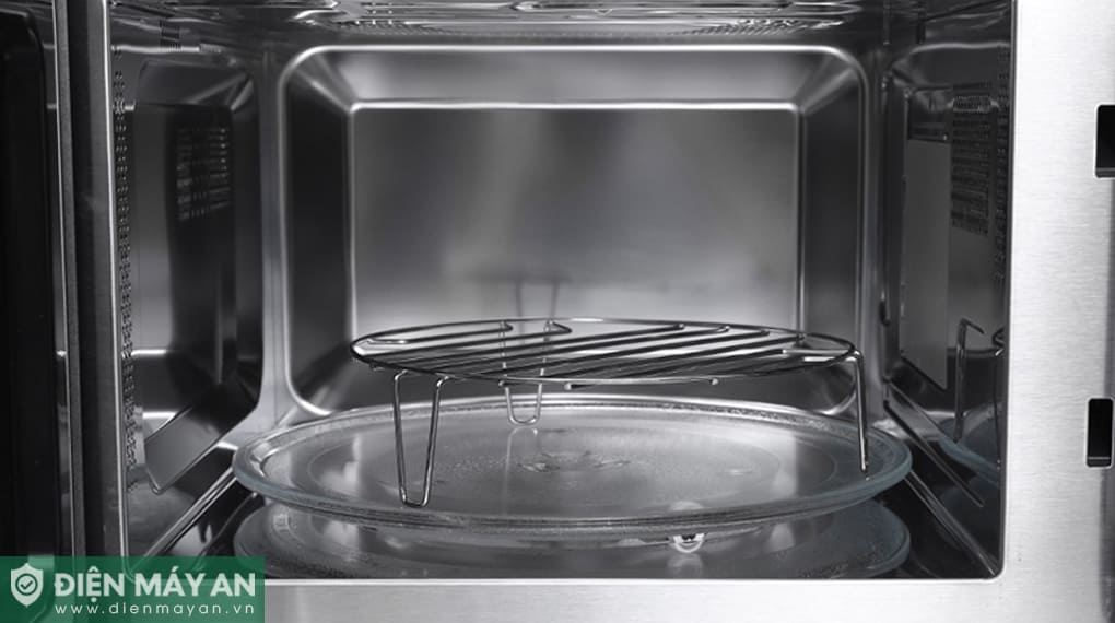 Lò vi sóng Panasonic NN-CT36HBYUE